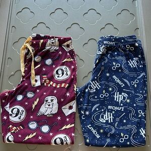 HARRY POTTER Pajama Bottoms Women’s size Medium Burgundy & Blue Pant Bundle